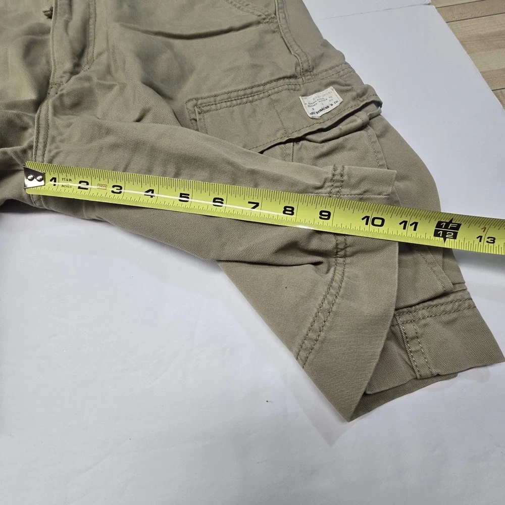 Vintage 2009 Levi's Original Cargo Shorts Mens 34 Beige Khaki 100% Cotton WPL423